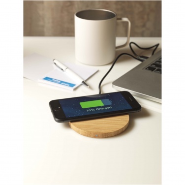 Logotrade promotional merchandise image of: Essence 15W bamboo wireless charging pad