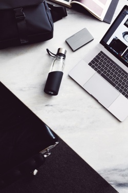 Logotrade advertising product picture of: VINGA Lean Glass Water Bottle