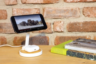 Logotrade promotional giveaways photo of: Ontario RCS rplastic 15W magnetic charging 2 in 1 stand