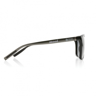 Logotrade corporate gift image of: Swiss Peak RCS rplastic polarised sunglasses