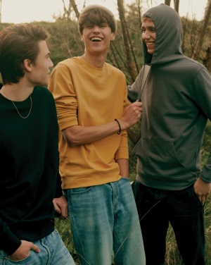 Logo trade promotional merchandise picture of: Iqoniq Etosha lightweight recycled cotton crew neck