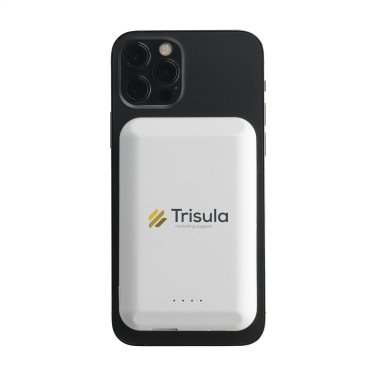 Logo trade business gifts image of: Force Magnetic RCS Recycled Wireless Powerbank 5000