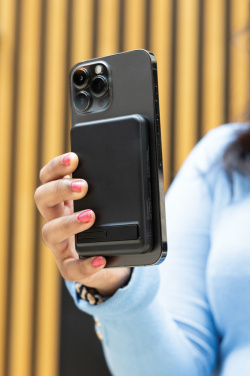 Logotrade promotional merchandise image of: Zen RCS rplastic 5000 mah 5W magnetic bamboo powerbank