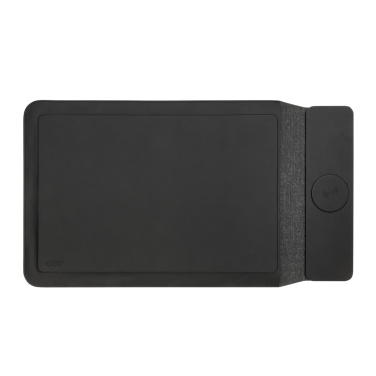 Logo trade corporate gifts image of: Swiss Peak 15W magnetic charging laptop sleeve 14-15,6"