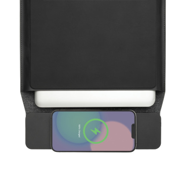 Logo trade advertising products picture of: Swiss Peak 15W magnetic charging laptop sleeve 14-15,6"