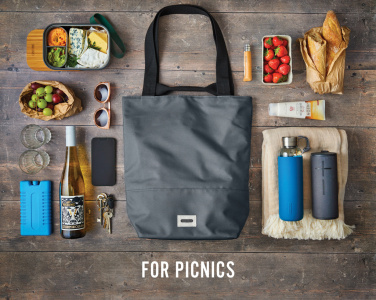 Logo trade promotional merchandise image of: Black+Blum 16L Insulated Tote/ Cooler Bag