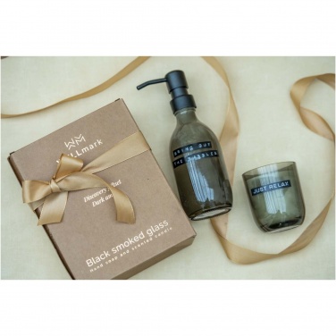 Logo trade reklaamkingitused foto: Wellmark Discovery 200 ml käteseebi dosaator ja 150 g lõhnaküünla komplekt - tume merevaigu lõhn