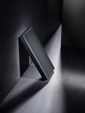 Logo trade reklaamkingitused foto: Terra RCS taaskasutatud 18 W alumiiniumist akupank 10 000 mAh