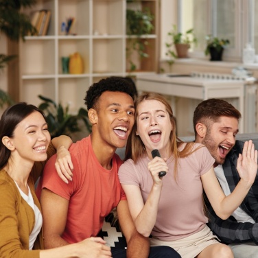 Logo trade ärikingid foto: Singvibe RCS taaskasutatud plastikust karaokekomplekt topeltmikrofoniga