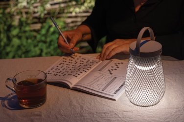 Logotrade ärikingid pilt: Aurora RCS taaskasutatud plastikust USB taaslaetav laualamp