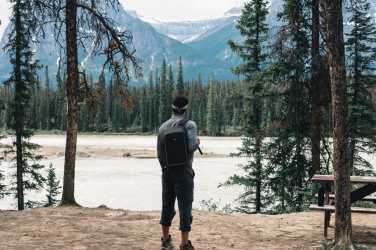 Logo trade firmakingid foto: Swiss Peak AWARE™ vargusvastane 15,6-tolline sülearvuti seljakott