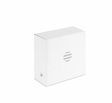 Logo trade reklaamtooted foto: 4-pordiline USB-jaotur