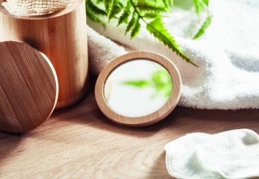 Logo trade firmakingitused foto: Bambusest meigipeegel