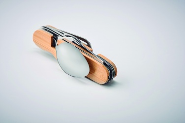 Logotrade meened pilt: Multifunktsionaalne söögiriistade komplekt