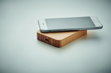 Logotrade ärikingid pilt: Magnetiline juhtmevaba laadija 10W