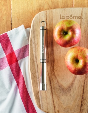 Logo trade ärikingid foto: Roostevabast terasest õunasüdamiku eemaldaja