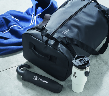 Logo trade firmakingituse pilt: MOUNTAIN presendist reisikott