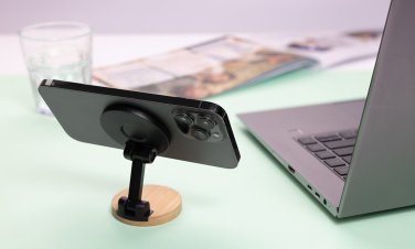 Logotrade firmakingituse foto: Magmount RCS taaskasutatud plastist ja bambusest telefonialus