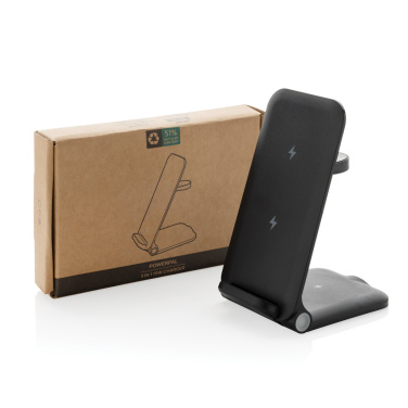 Logotrade firmakingituse foto: Powerpal 3 in 1 RCS taaskasutatud plastist 15 W laadija