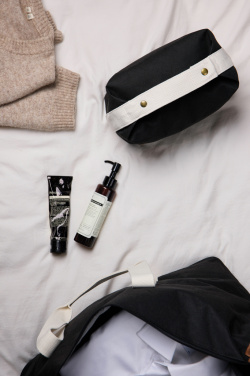 Logotrade reklaamkingi foto: VINGA Sortino RCS tualett-tarvete kott