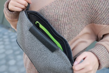 Logo trade mainoslahjat ja liikelahjat kuva: Urban-vyölaukku