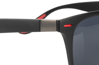 Logotrade mainoslahja ja liikelahja kuva: Aurinkolasit MAHAVELI Schwarzwolf