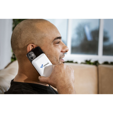 Logotrade mainoslahjat ja liikelahjat tuotekuva: Force Magnetic RCS kierrätetty langaton Powerbank 5000