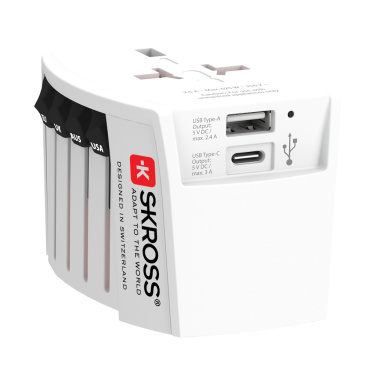Logotrade firminės dovanos nuotrauka: SKROSS World Travel Adapter MUV 2 polių su USB A ir C