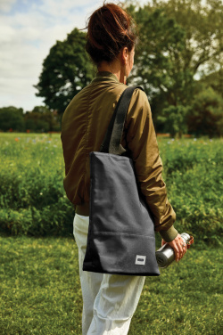 Logotrade verslo dovanos nuotrauka: „Black+Blum“ 16 litrų talpos izoliuotas krepšys / aušintuvas