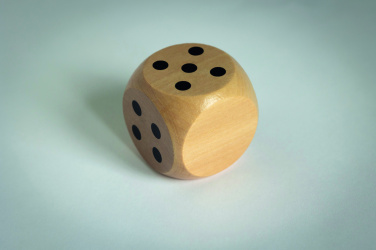 Логотрейд бизнес-подарки картинка: Schima wooden dice 5cm dia