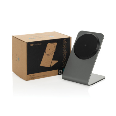 Логотрейд pекламные подарки картинка: Магнитная подставка для телефона с беспроводной зарядкой Terra Aluminum мощностью 15 Вт