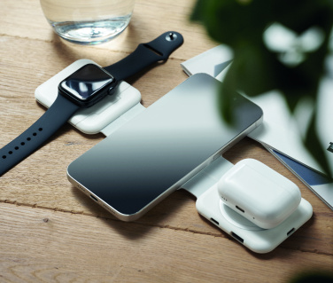 Логотрейд pекламные продукты картинка: Foldable charging station