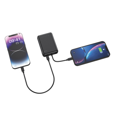 Logotrade profilprodukter bild: Urban Vitamin Fullerton RCS återvunnen 10.000 20W PD powerba